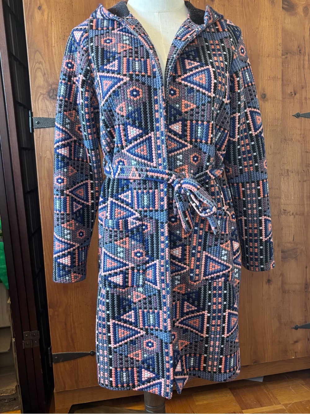 Helly Women's Hood Geometric Coatigan
Belted Open Front Jacket Coat Size Large